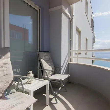 Mirela Apartman *