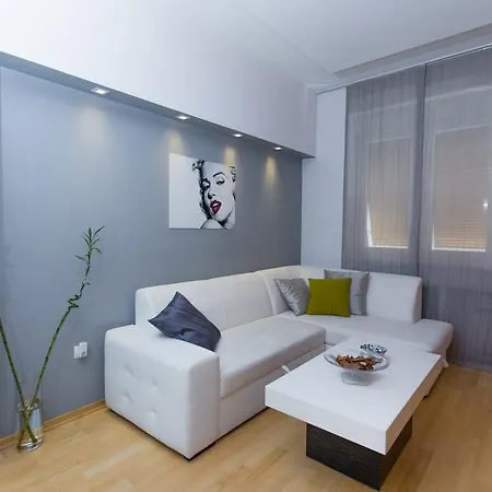 Apartment Apartment Mirela